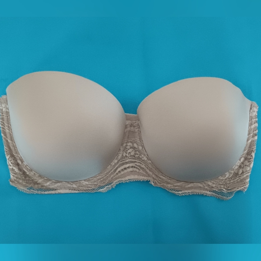Calvin Klein Underwire Women's Strapless Bra Tan Size 34DD Pre-owned